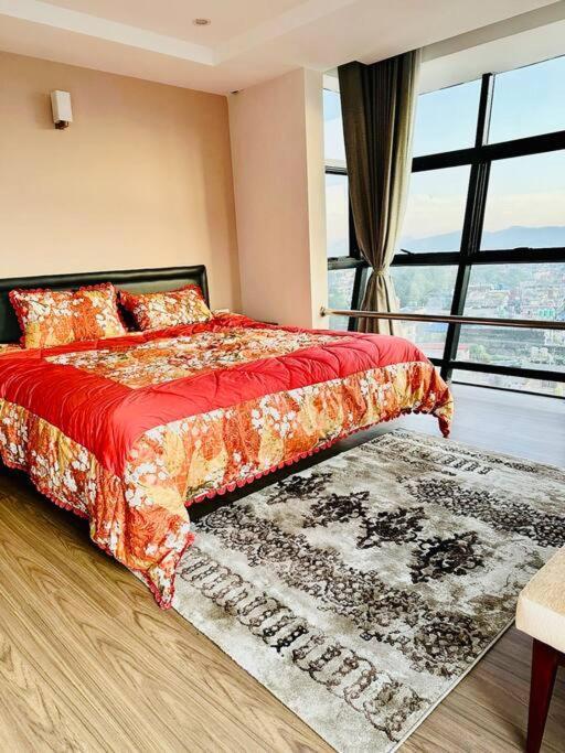 Penthouse 3 Bedroom Apartment With A Beautiful View Pokhara Kültér fotó