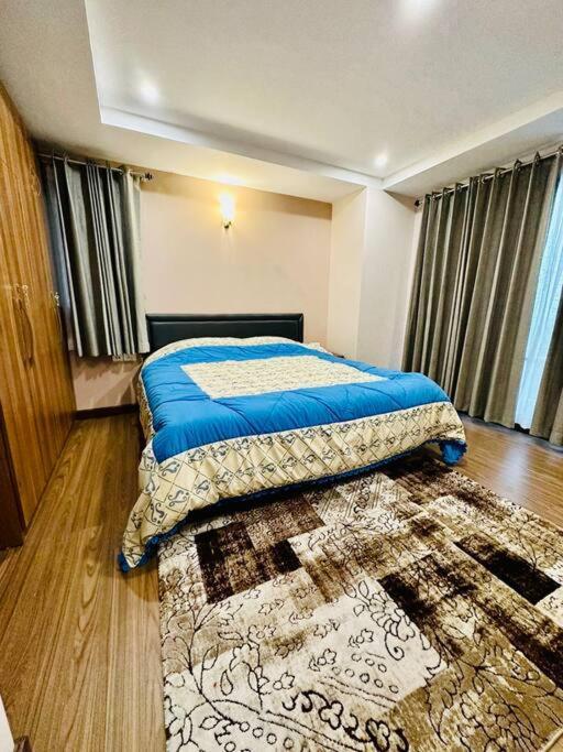 Penthouse 3 Bedroom Apartment With A Beautiful View Pokhara Kültér fotó